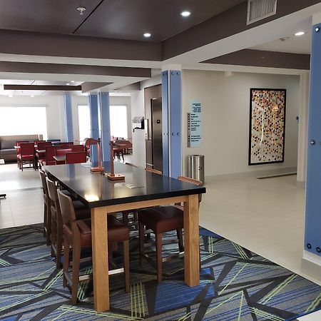 Holiday Inn Express Arlington Interstate 20 Parks Mall By Ihg Exterior foto